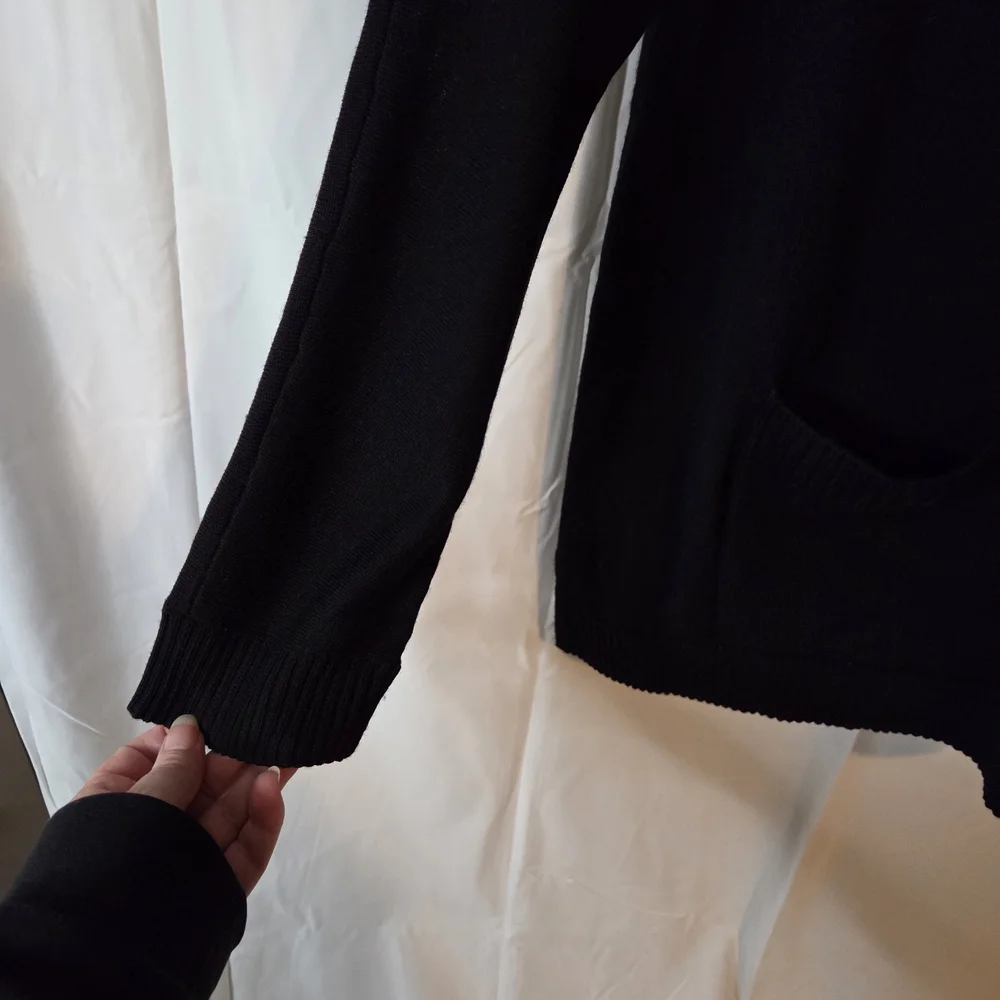 Talbots Elegant Merino Wool Black Cowl Neck Sweater Pockets Size XL - Picture 3 of 9